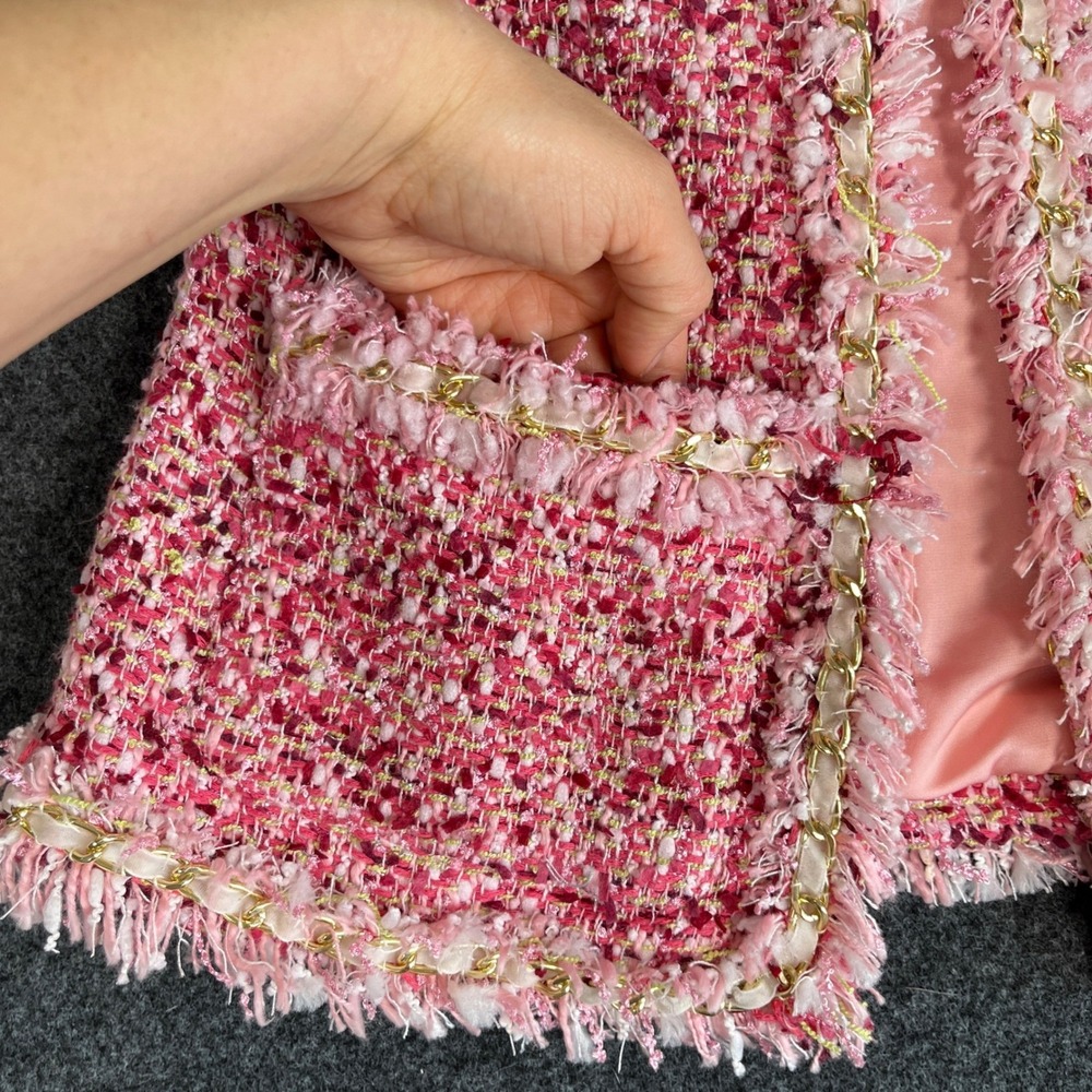 Boston Proper Pink Tweed Boucle Jacket Gold Chain Trim Fringe Blazer Size 2 - Picture 3 of 9